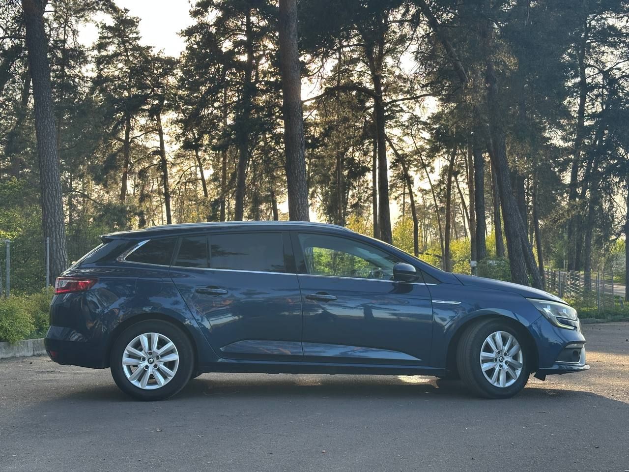 Renault Megane photo 5
