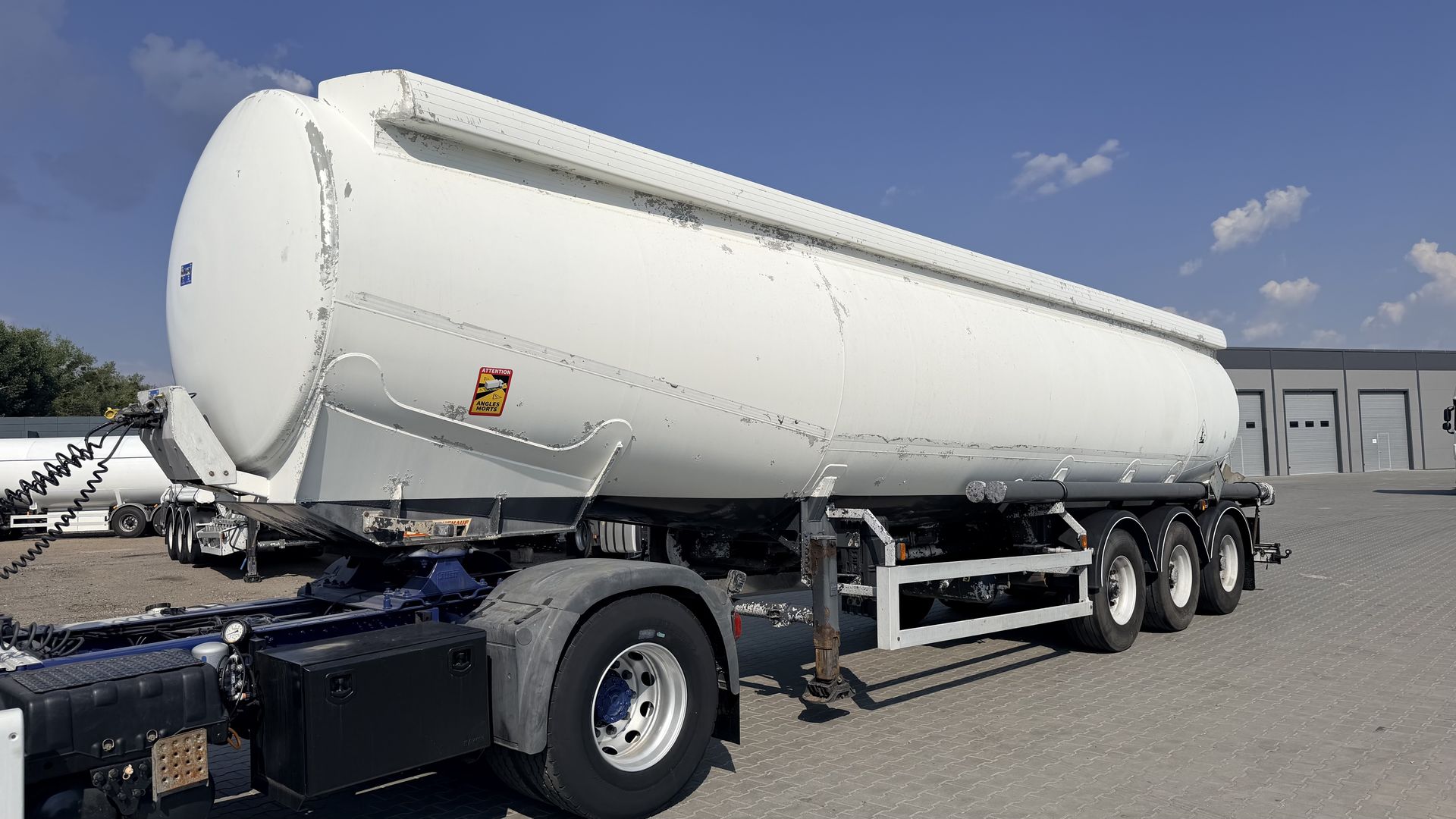 General Trailor TX34TW