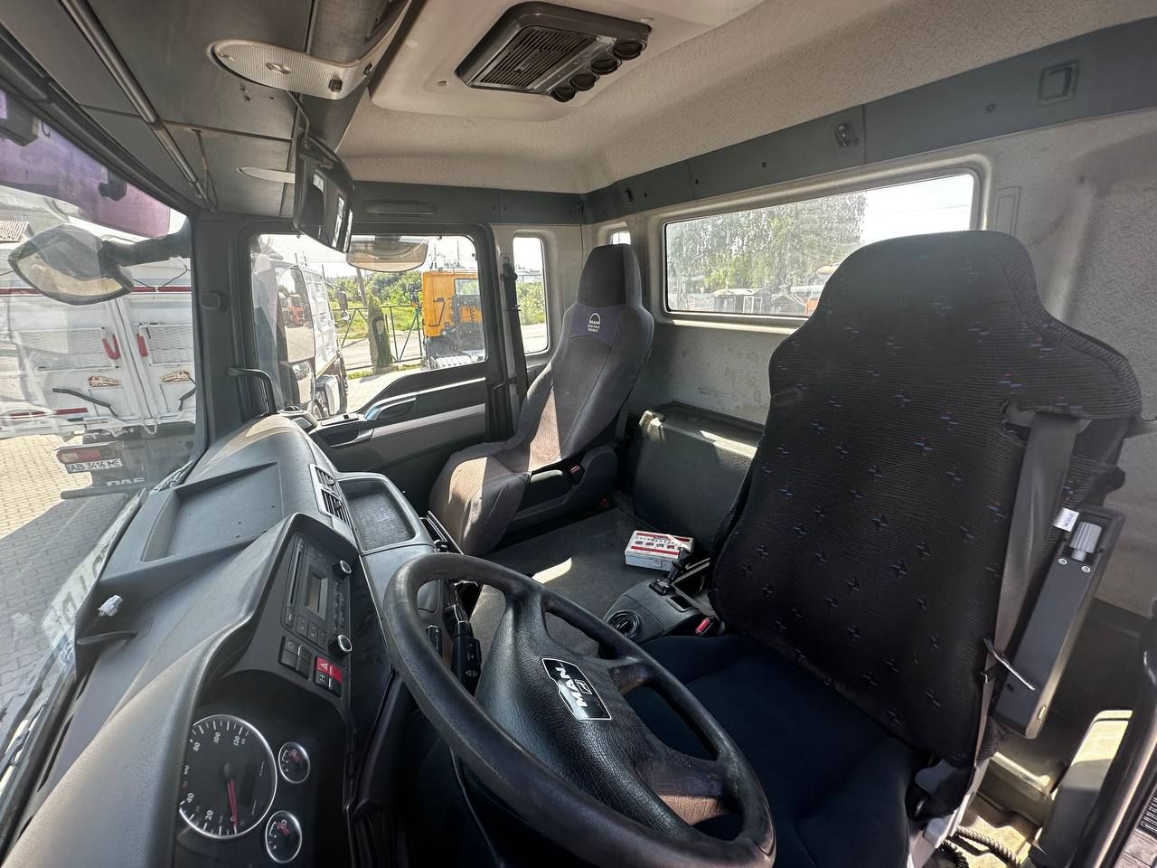 MAN TGS 18.480 photo 9