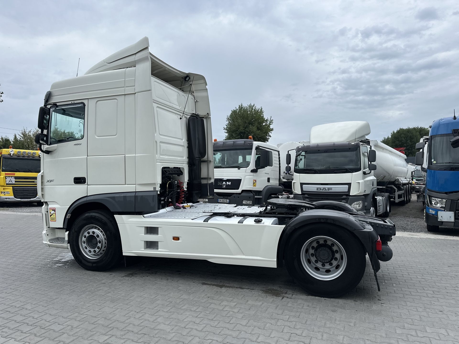 DAF XF photo 8