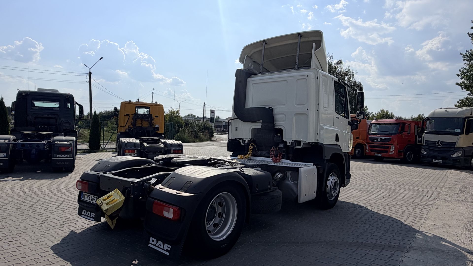 Daf  CF 400 photo 3