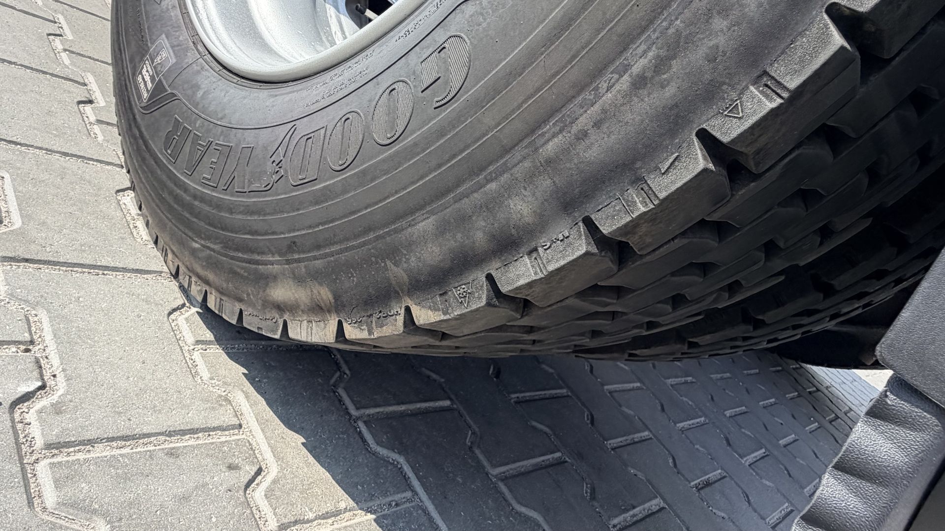 Daf  CF 400 photo 5
