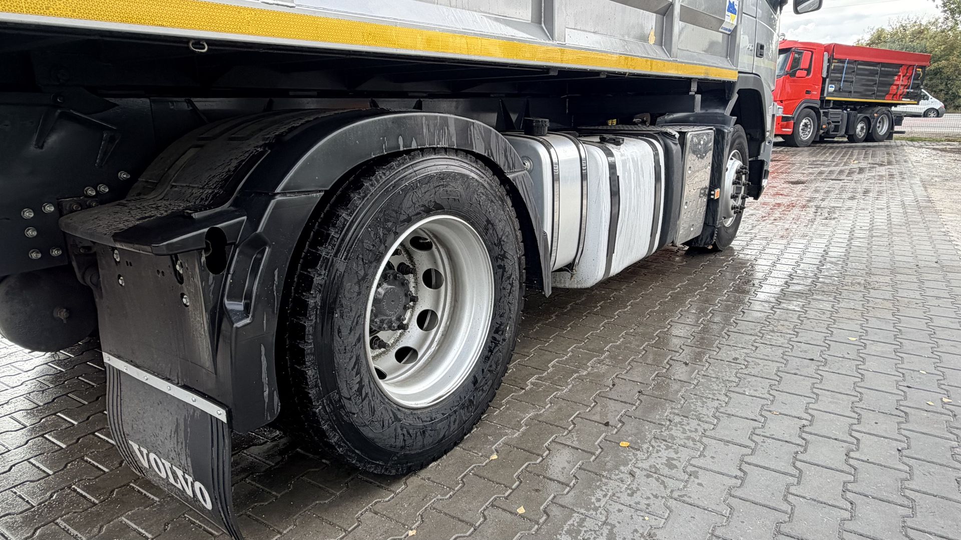 Volvo FM photo 6