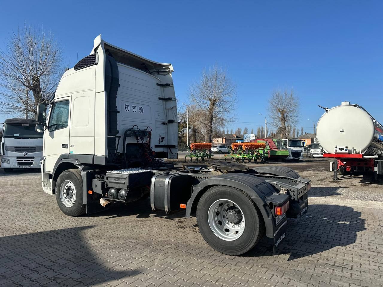 Volvo FM photo 9